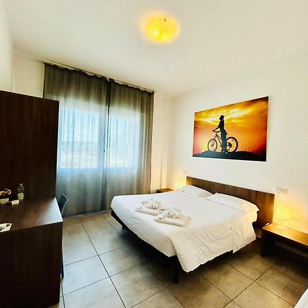 Hotel Bed & Bike Cesena Exterior foto